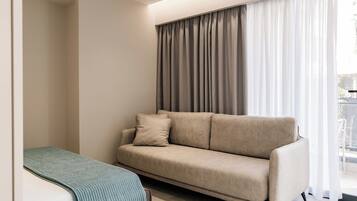 Seprai antialergi, minibar, Wi-Fi gratis, dan seprai linen