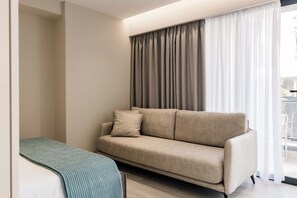 Ropa de cama hipoalergénica, minibar, wifi gratis y ropa de cama