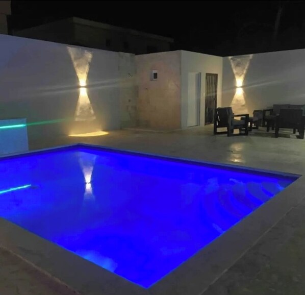 Piscine extérieure