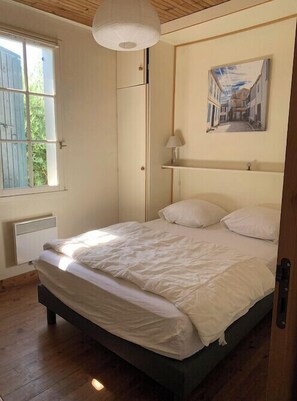 4 Schlafzimmer, Bügeleisen/Bügelbrett, WLAN