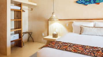 2 bedrooms, desk, iron/ironing board, travel cot