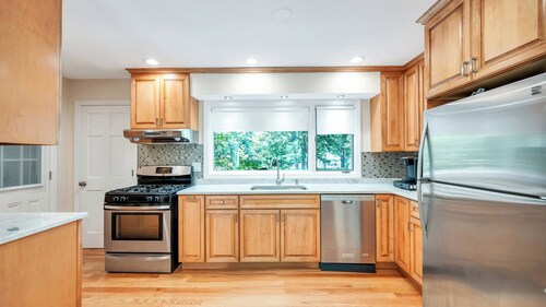 Charming Sag Harbor Retreat with Private Pool, Minutes to Beaches and Town