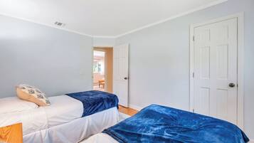 4 chambres, accĂšs Internet, draps fournis