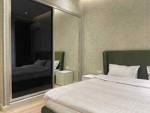 مكواة/لوح كي وواي فاي مجانًا