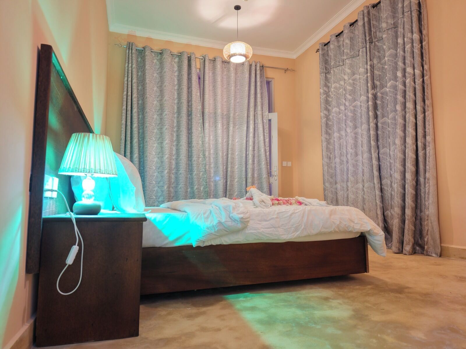 Deluxe Double Room | Free WiFi