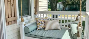 Palmetto Cottage