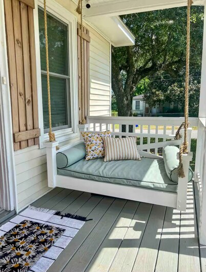 Palmetto Cottage