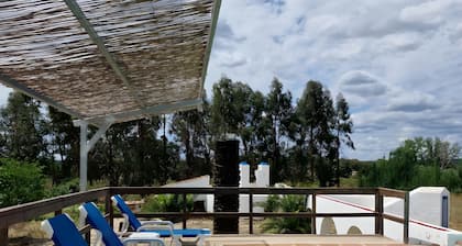 Country House 'Herdade Do Corval' with Mountain View, Wi-Fi and Air Conditioning