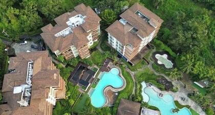 F Shasa Vela Condominium