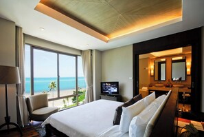 Condo, 3 Bedrooms, Accessible