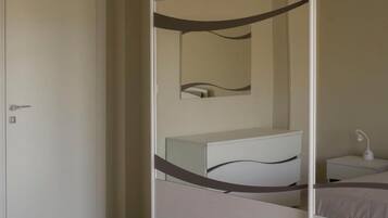 2 Schlafzimmer, Bügeleisen/Bügelbrett, WLAN, Bettwäsche