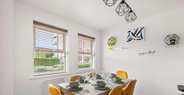 Dining - Drakeway House, Reading (Berkshire)