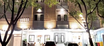 Spot 43 Cafe and Hotel