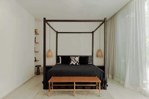 4 Schlafzimmer, Schreibtisch, Bügeleisen/Bügelbrett, Reisekinderbett