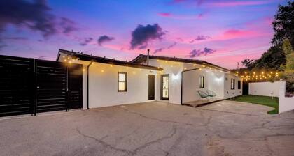 4BR Hilltop Villa by Universal Studios with Pool and Jacuzzi Amazing Views