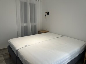 4 sovrum, strykjärn/strykbräda, internet och sängkläder