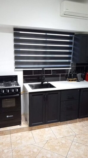 Fridge, microwave, oven, coffee/tea maker