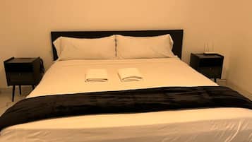 1 makuuhuone, silitysrauta/-lauta, Wi-Fi, vuodevaatteet