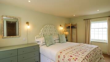 Individually decorated, individually furnished, free WiFi