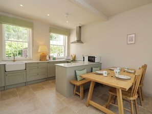 Dining - Hazel (Newbury)