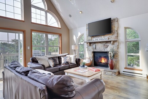 Sleeps 20, Karaoke Room, 1 Min Walk To Lake, Near Jack Frost, Big Boulder