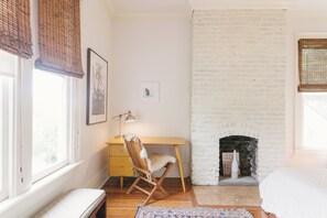 4 chambres, fer et planche à repasser, Wi-Fi, draps fournis