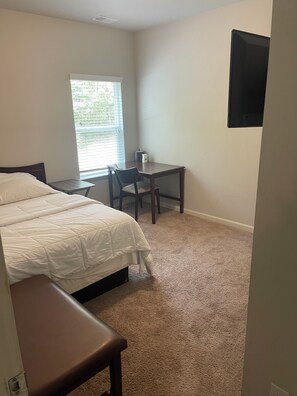 4 bedrooms, WiFi, bed sheets