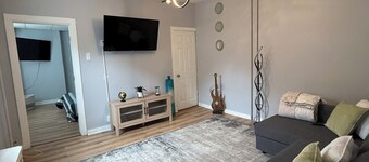 Welcome to the Home Away From Home- 2 Bed 1Bath