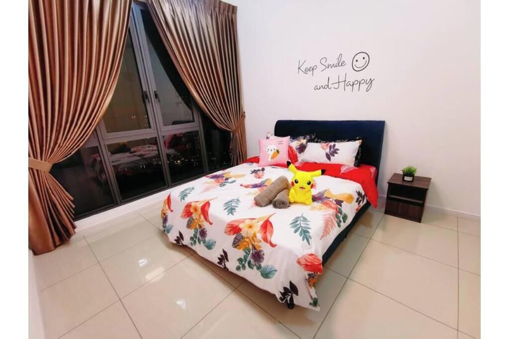 2 bedrooms, iron/ironing board, internet, bed sheets