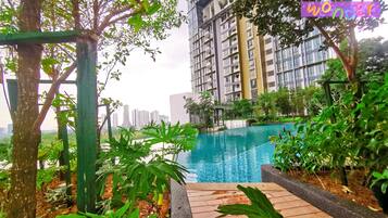 Outdoor pool, a heated pool