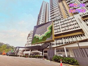 Exterior - Legoland Eco Botanic Superhero Suite family12px (Iskandar Puteri)