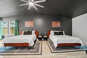 4 bedrooms, iron/ironing board, internet, bed sheets