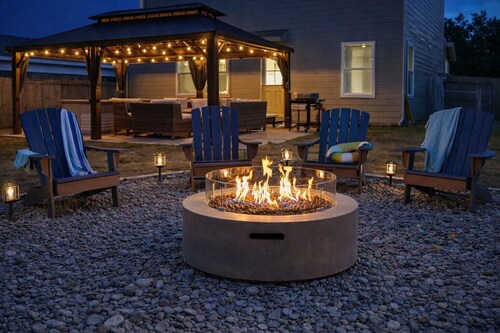 5BR Family Retreat w/ Cowboy Pool, Playground, Near Granbury, Sleeps 12