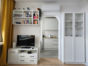 Interior - Downtown Apt - Top Location, Metro nearby (Warszawa)