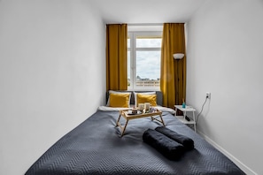 1 chambre, fer et planche à repasser, accès au Wi-Fi (inclus)