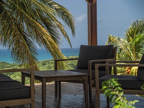 Property grounds - Villa Caïmite with spectacular sea view, minutes away from the beach (Le Gosier)