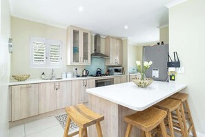 House, Multiple Beds, Pool Access, Pool View (Kawana Crescent ) | Private kitchen | Fridge, microwave, oven, stovetop