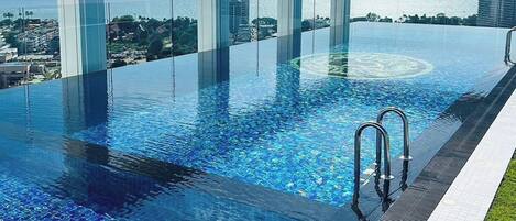 Apartment, 2 Bedrooms, Accessible, Smoking | Pool