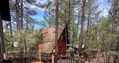 NEW luxury 3 bed in Ptop Lakes Club-deck views, game room, fire pit, lawn games