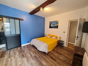 1 bedroom, Internet