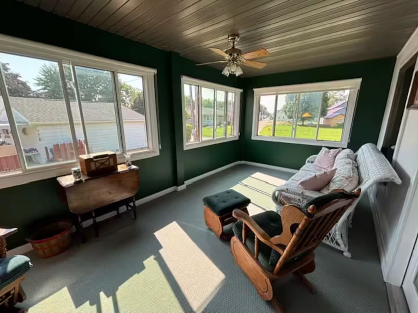 Smart TV, fireplace, video games