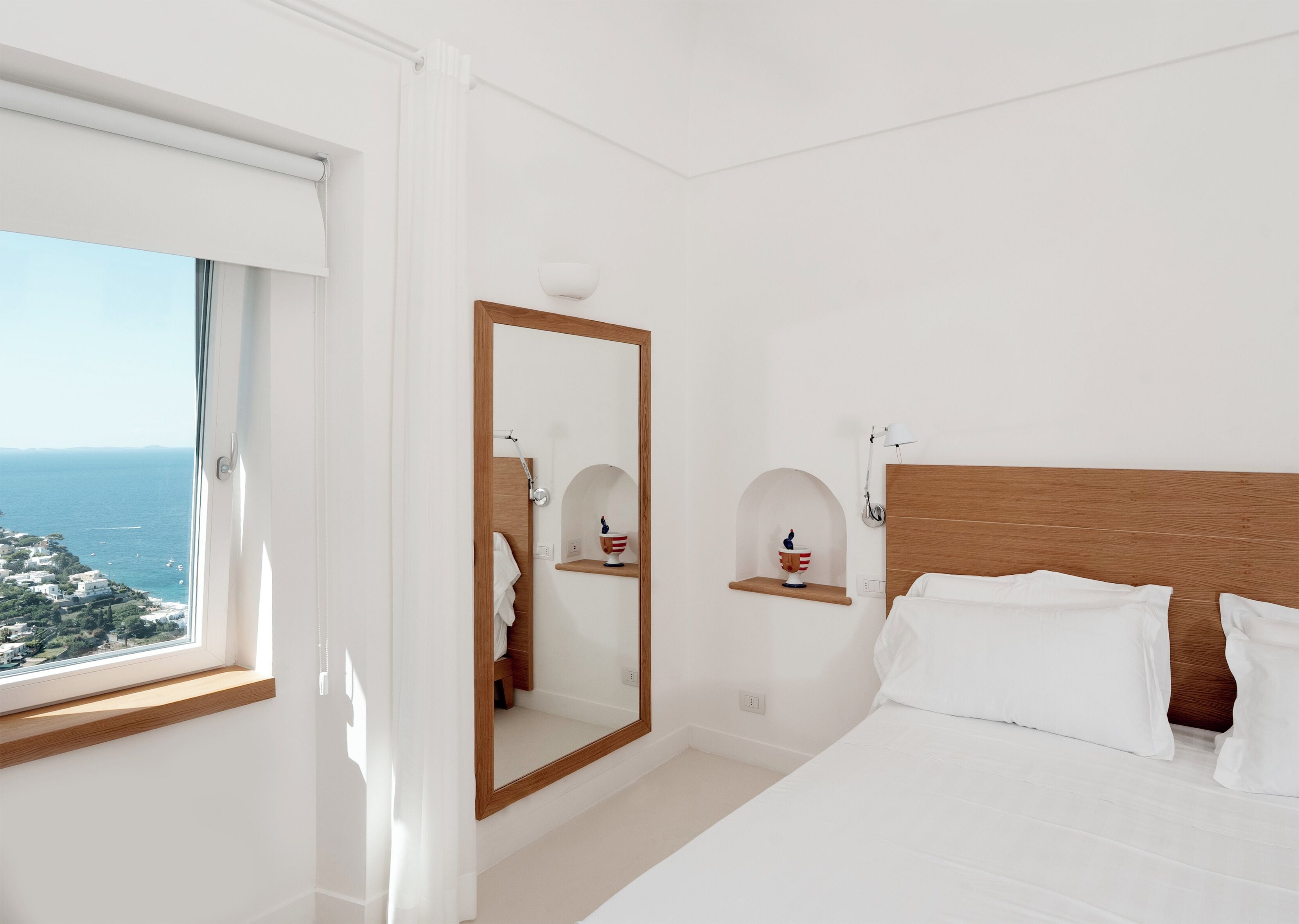 House | In-room safe, free WiFi