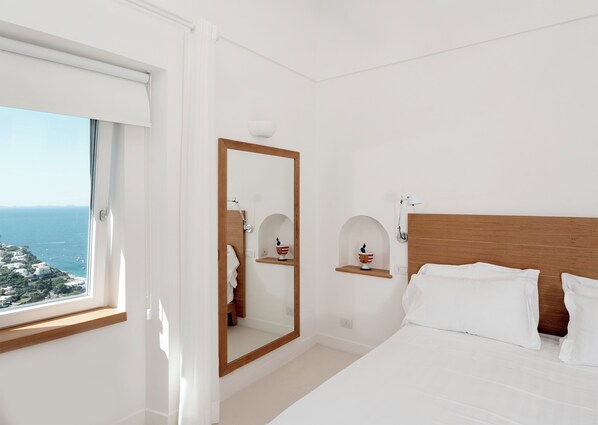 House | In-room safe, free WiFi