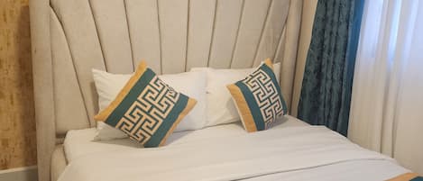 1 bedroom, iron/ironing board, WiFi, bed sheets