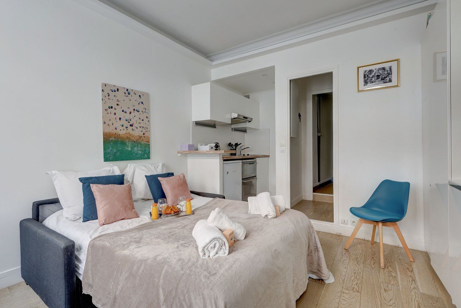 1 chambre, fer et planche à repasser, accès Internet, draps fournis