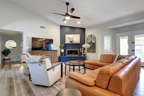 Téléviseur connecté, foyer, jeux vidéo, imprimante