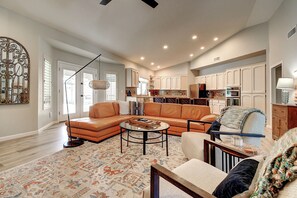 Téléviseur connecté, foyer, jeux vidéo, imprimante