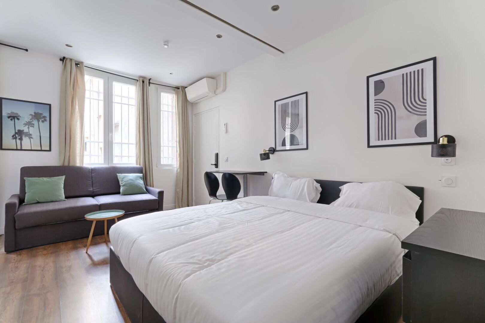 Internet, bed sheets