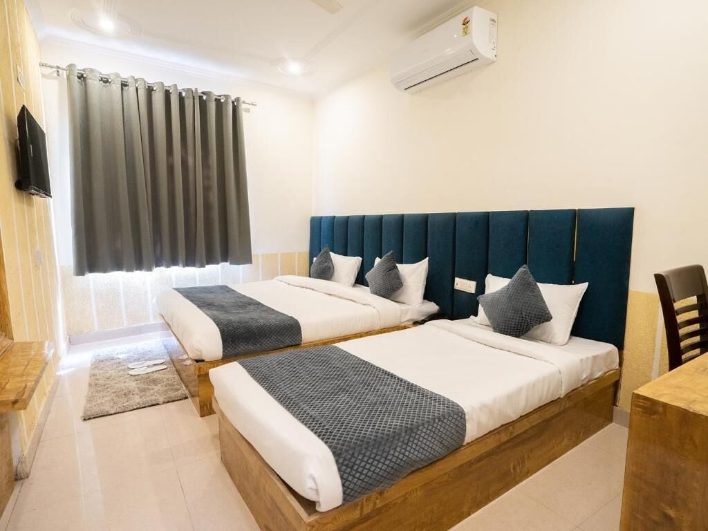 Deluxe Triple Room | Free WiFi