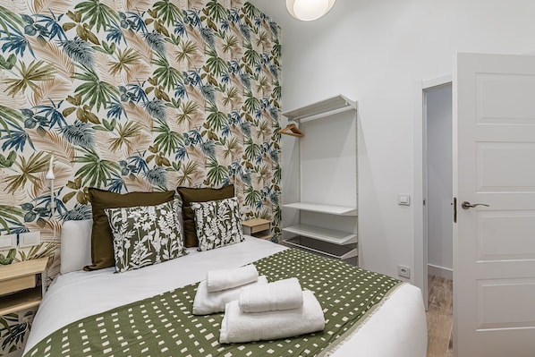 3 chambres, fer et planche à repasser, Wi-Fi gratuit, draps fournis